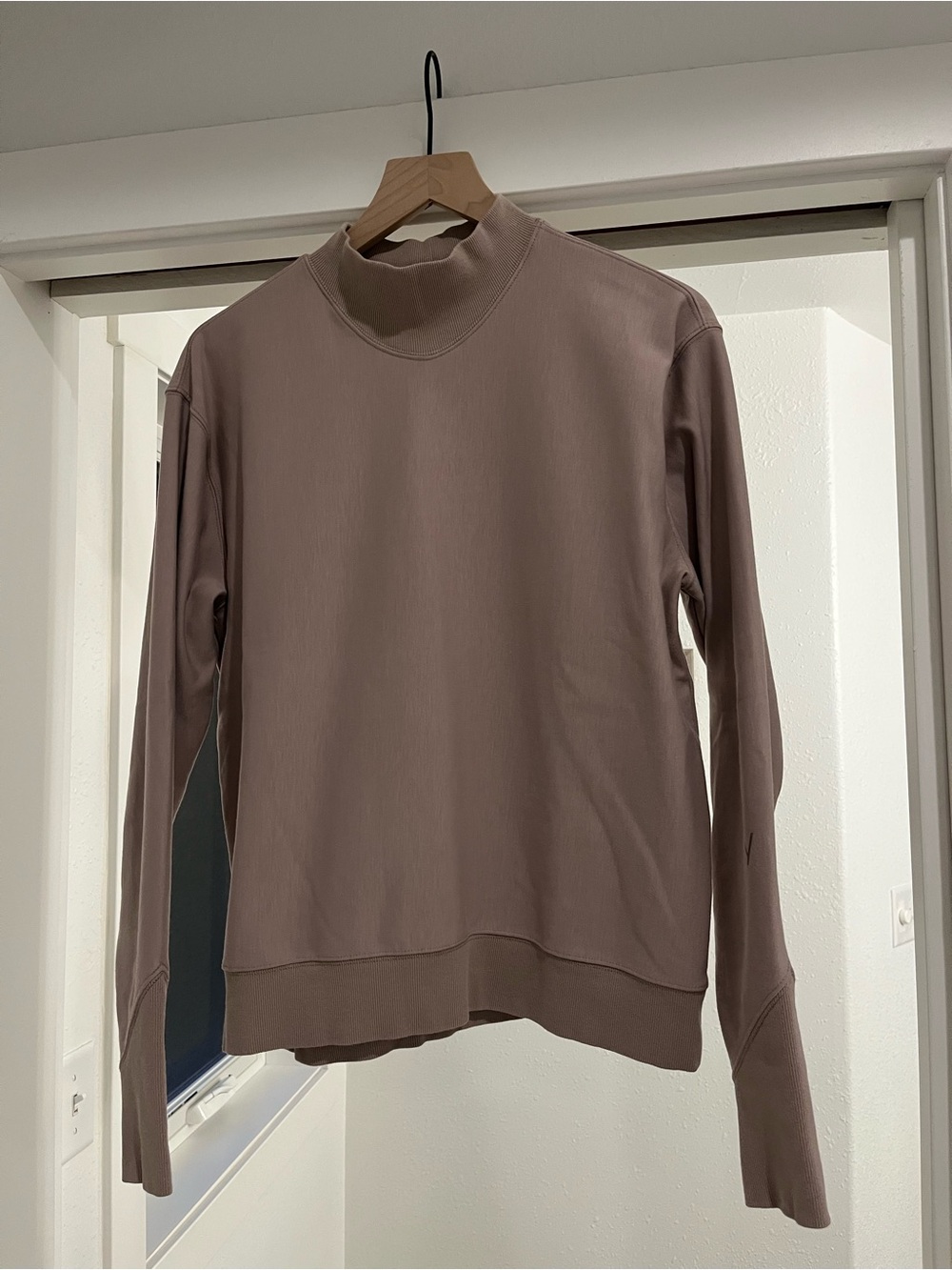 Women's Mock Neck Long Sleeve Pullover Sweatshirt - Mauve Taupe